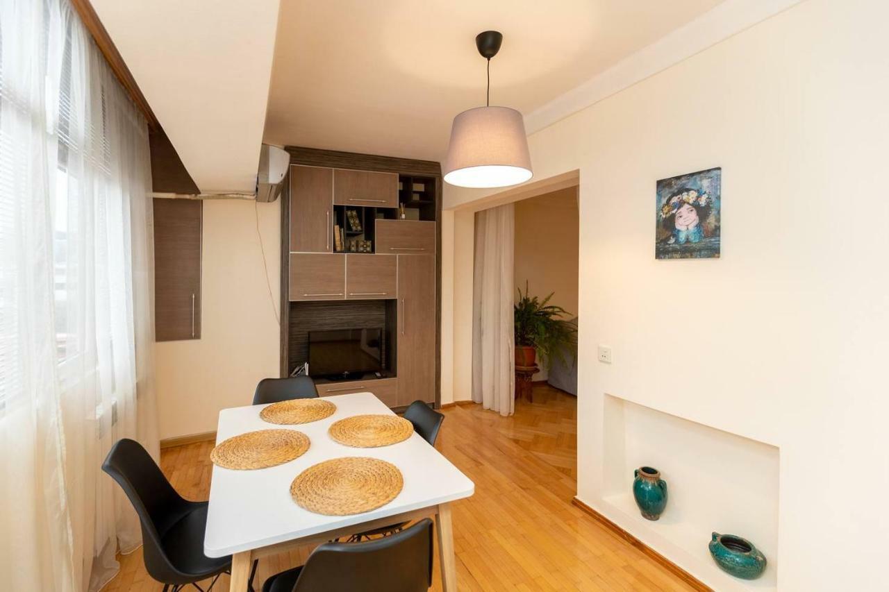 Wehost Cosy Apartment ティビリシ エクステリア 写真